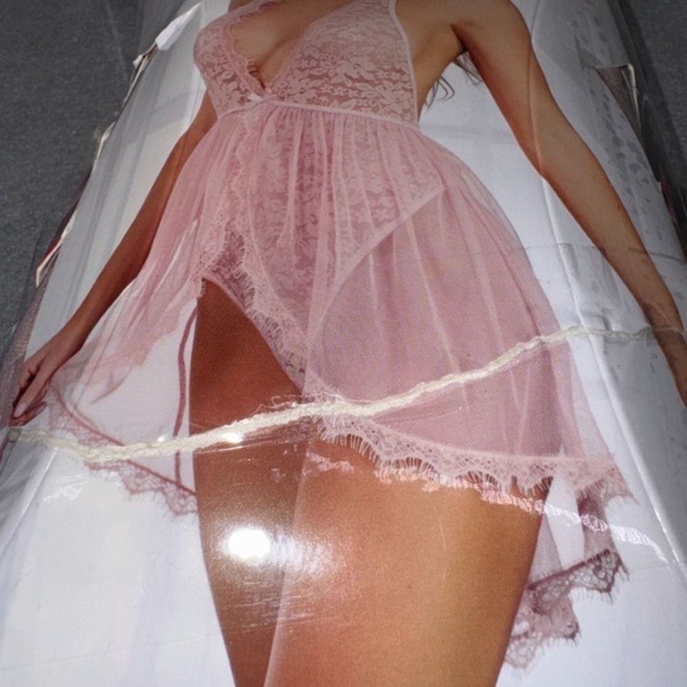 Dreamgirl O/S Halter Plunge Lace Teddy with Attached Flyaway Skirt Pink‎ 11513 - Picture 7 of 11
